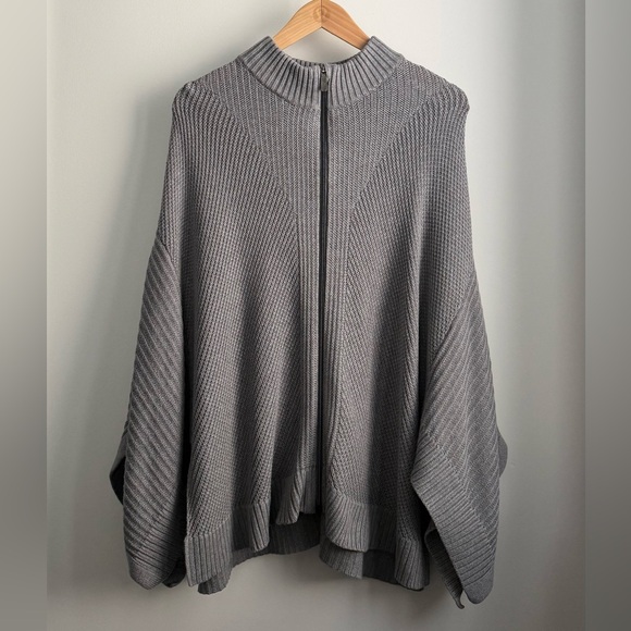 lululemon athletica Sweaters - lululemon softer still wrap